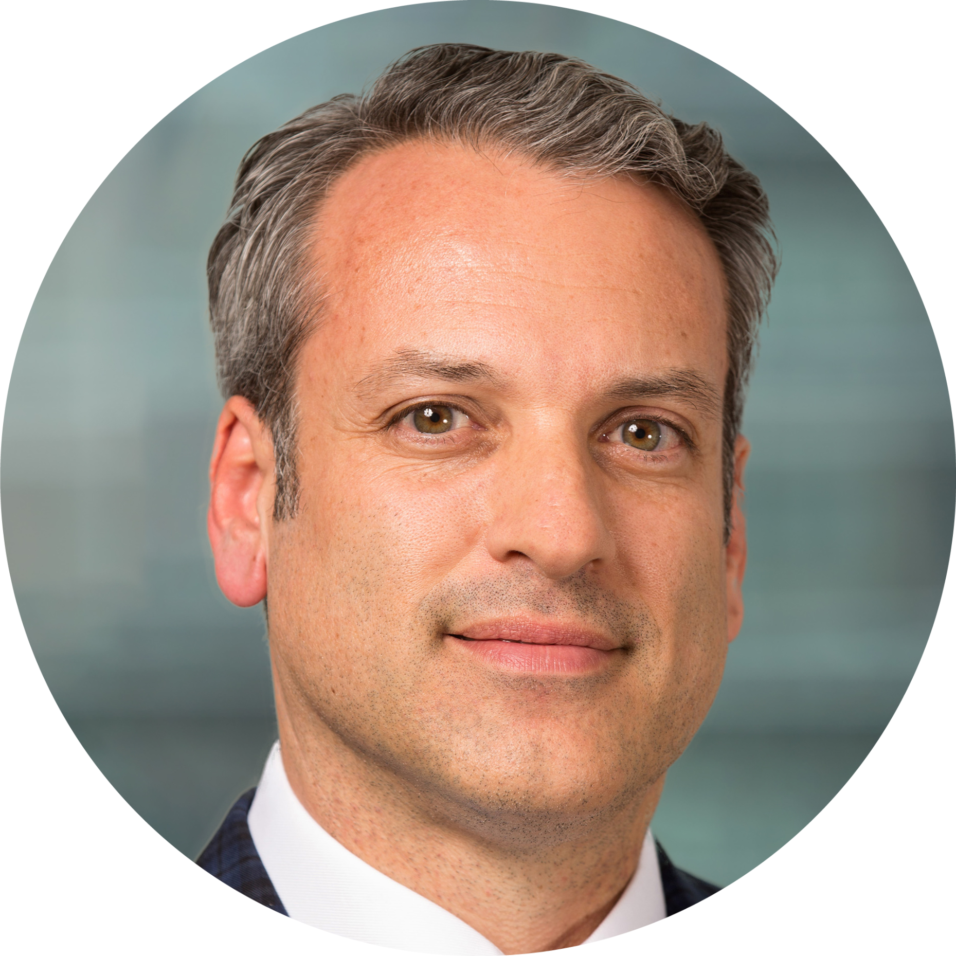 Ian Vasquez Headshot